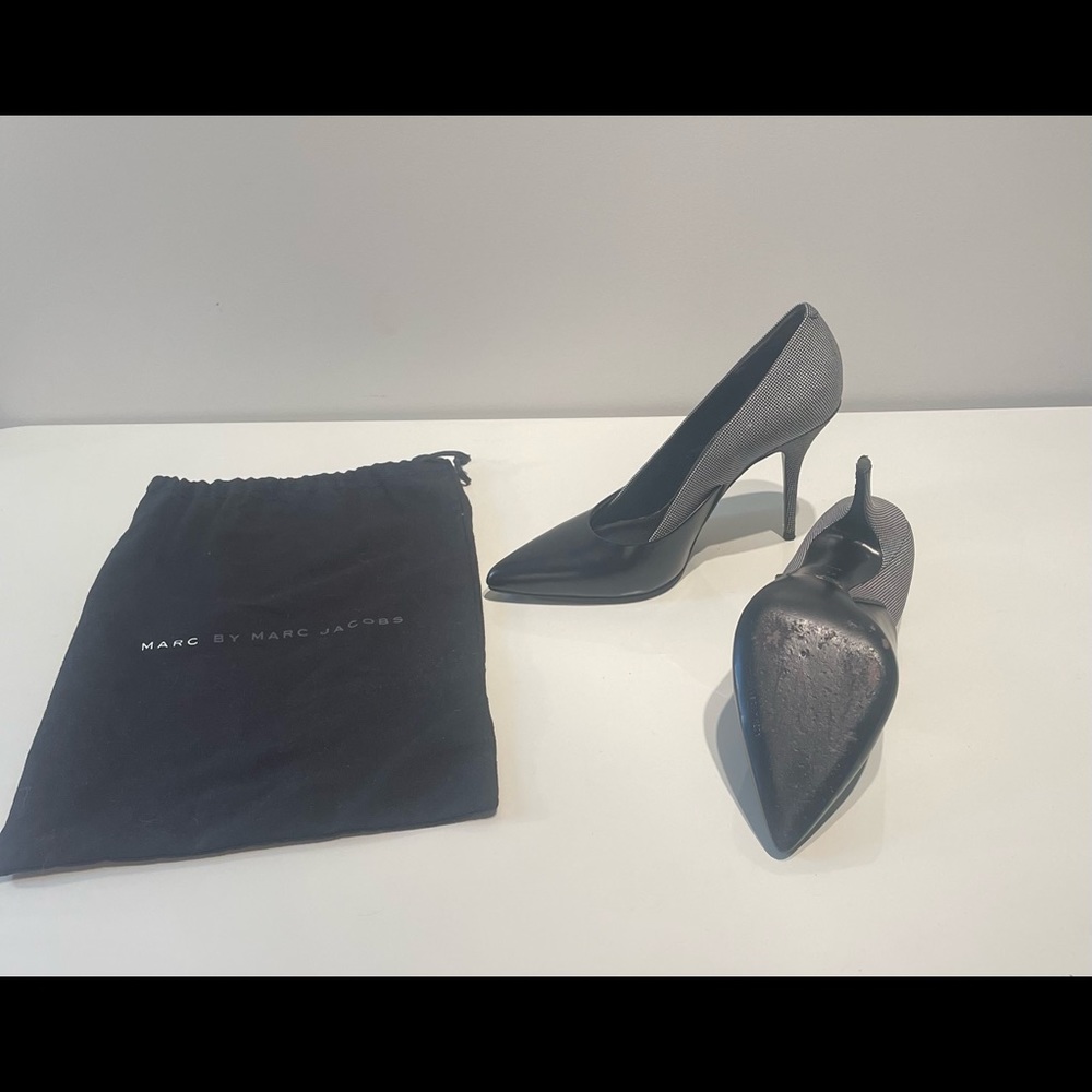 Marc Jacobs pumps
